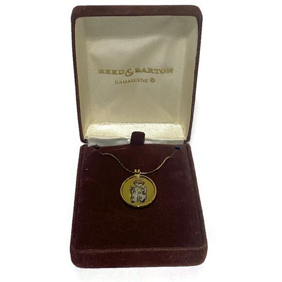 Christmas Angel Hummel First Christmas Pendant Necklace by Reed and Barton NEW - Picture 4 of 9